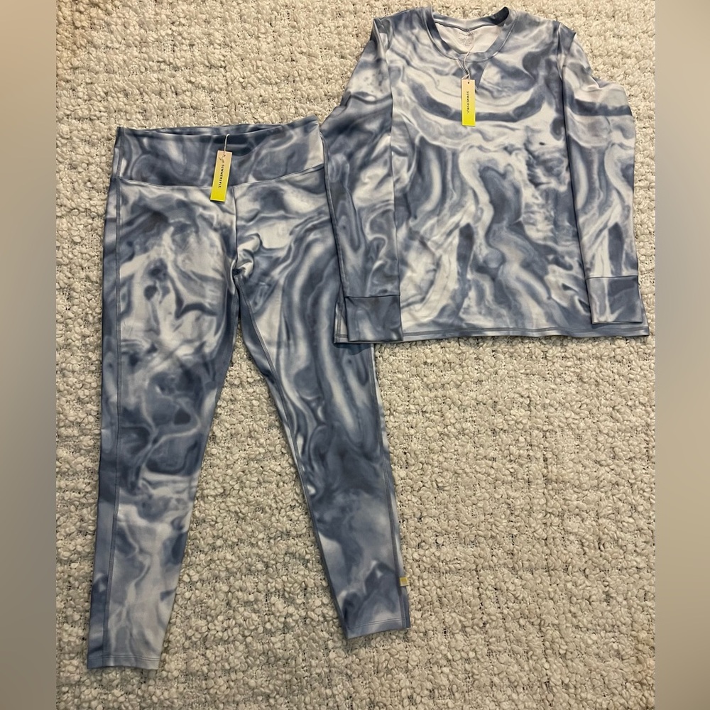 BNWT Summersalt top and leggings